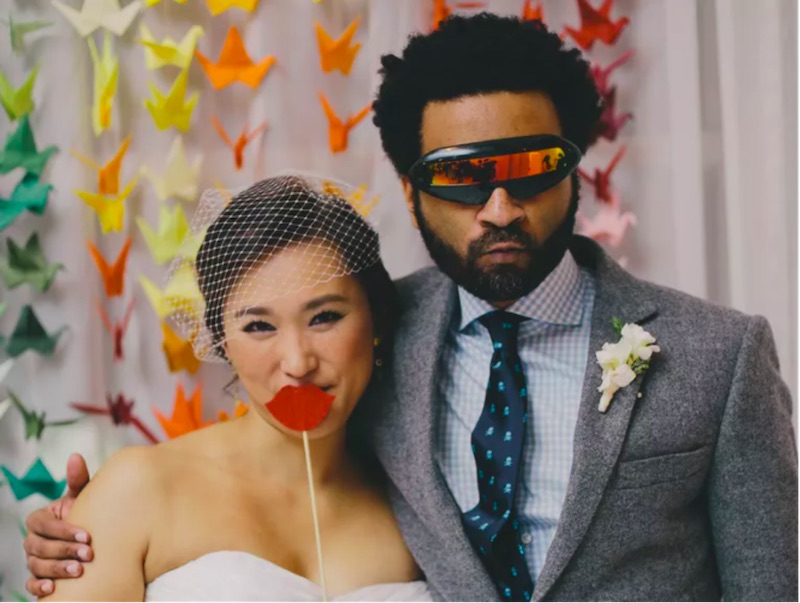 17 Awesome Wedding Photo Booth Ideas for Photographers