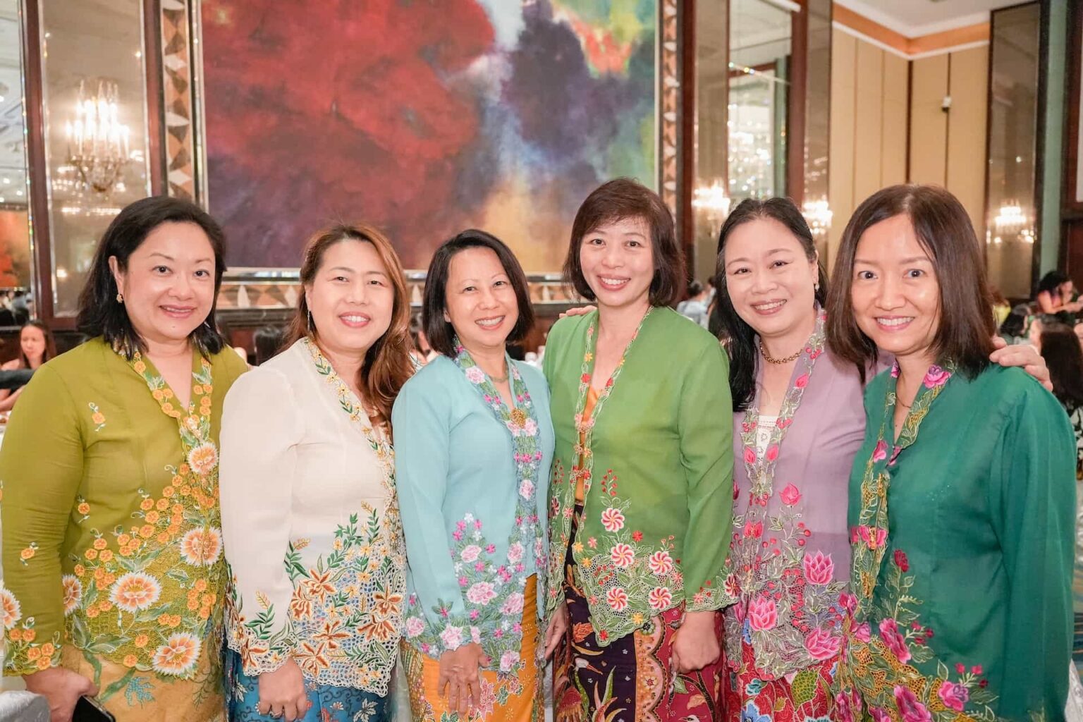 How Roving Photography Enhances the Guest Experience From Start to Finish